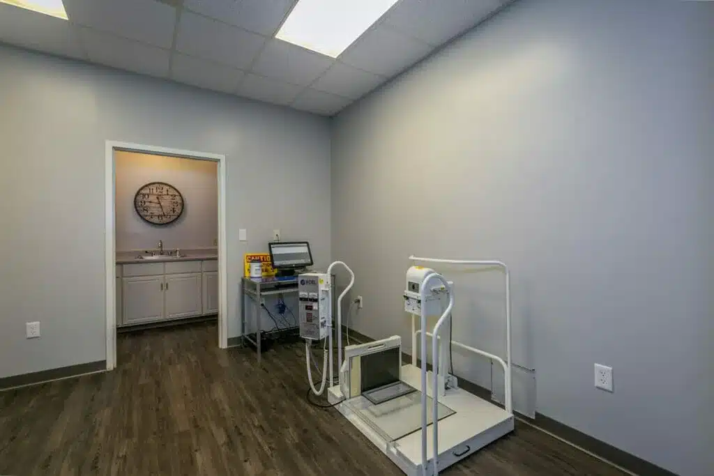 Diagnostic Studies: X-ray (Radiographs) 4 Diagnostic Studies: X-ray (Radiographs)