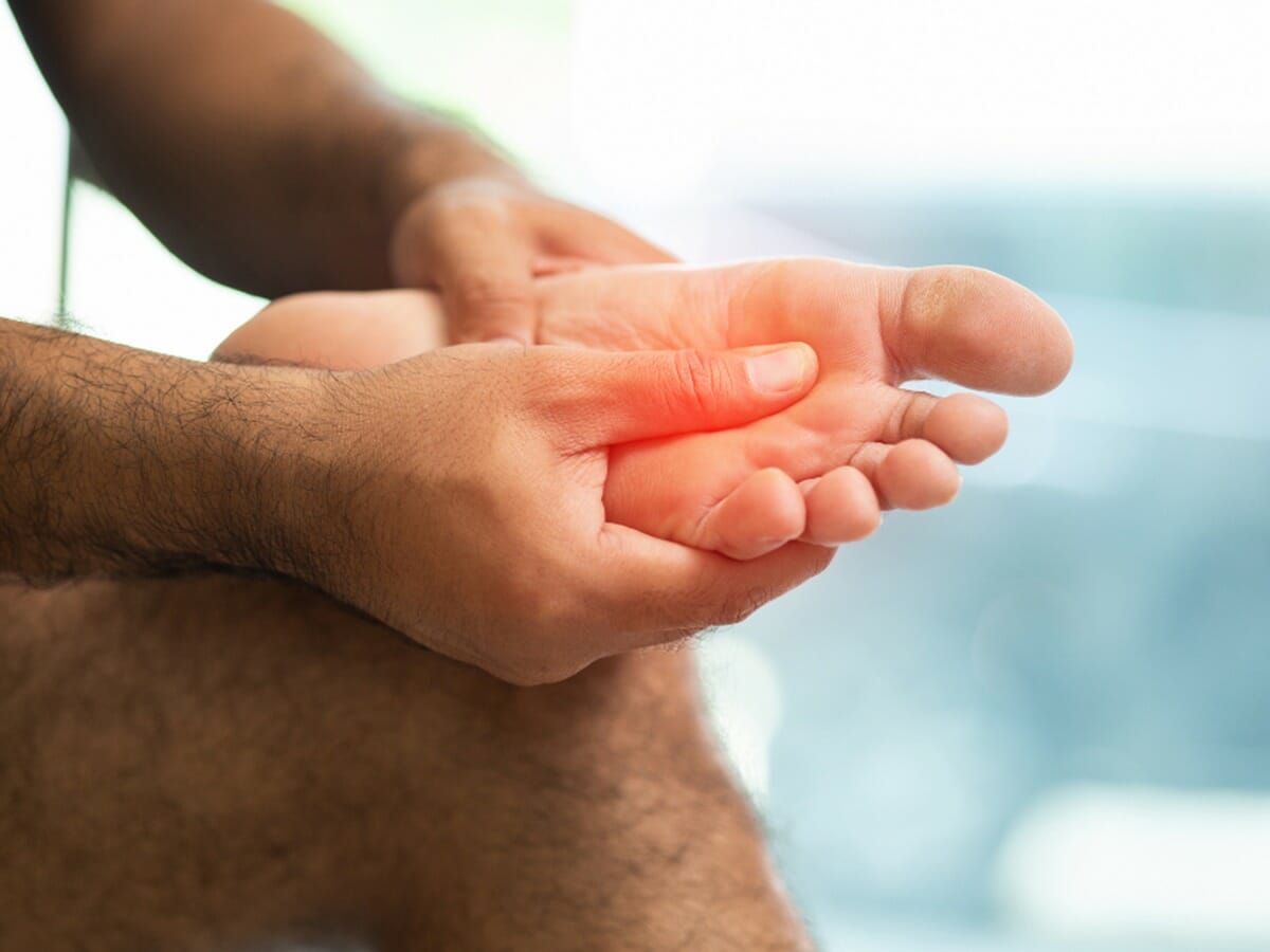 Understanding Foot Pain: Metatarsalgia 